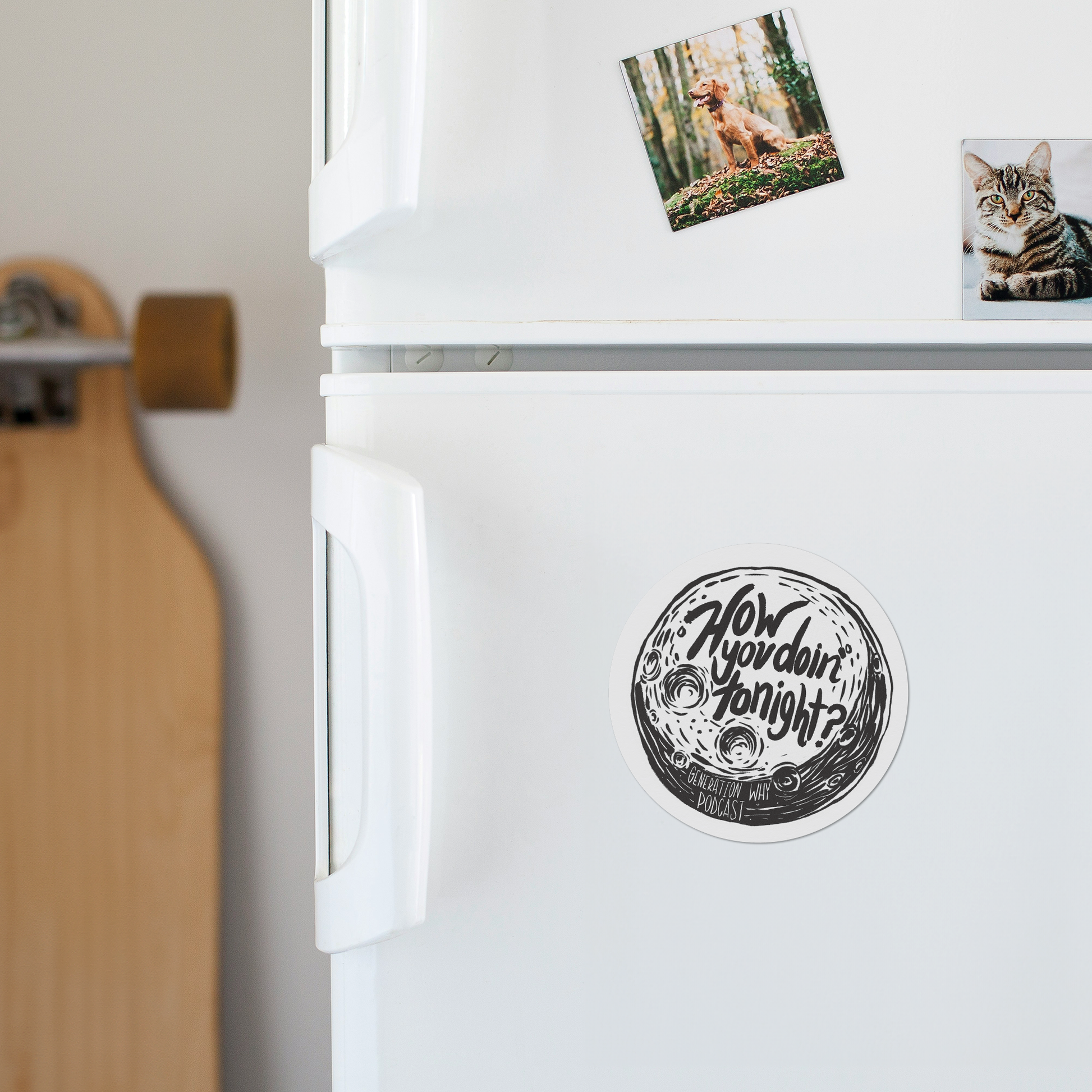 How_You_Doin_Moon_Magnet_RoundCarMagnet_Fridge_AS_Mockup.png_15671672